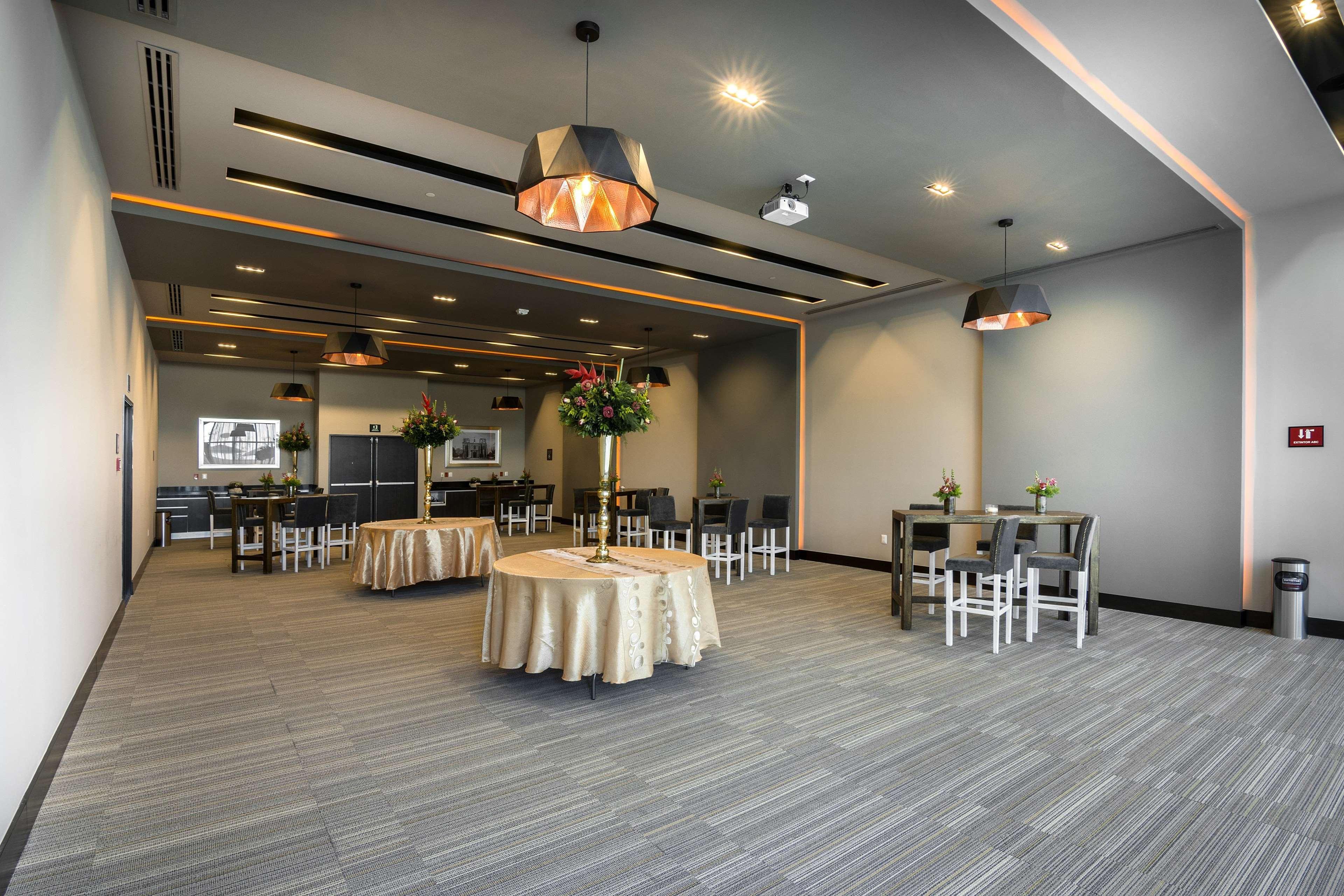Hilton Garden Inn Ακουασκαλιέντες Εξωτερικό φωτογραφία